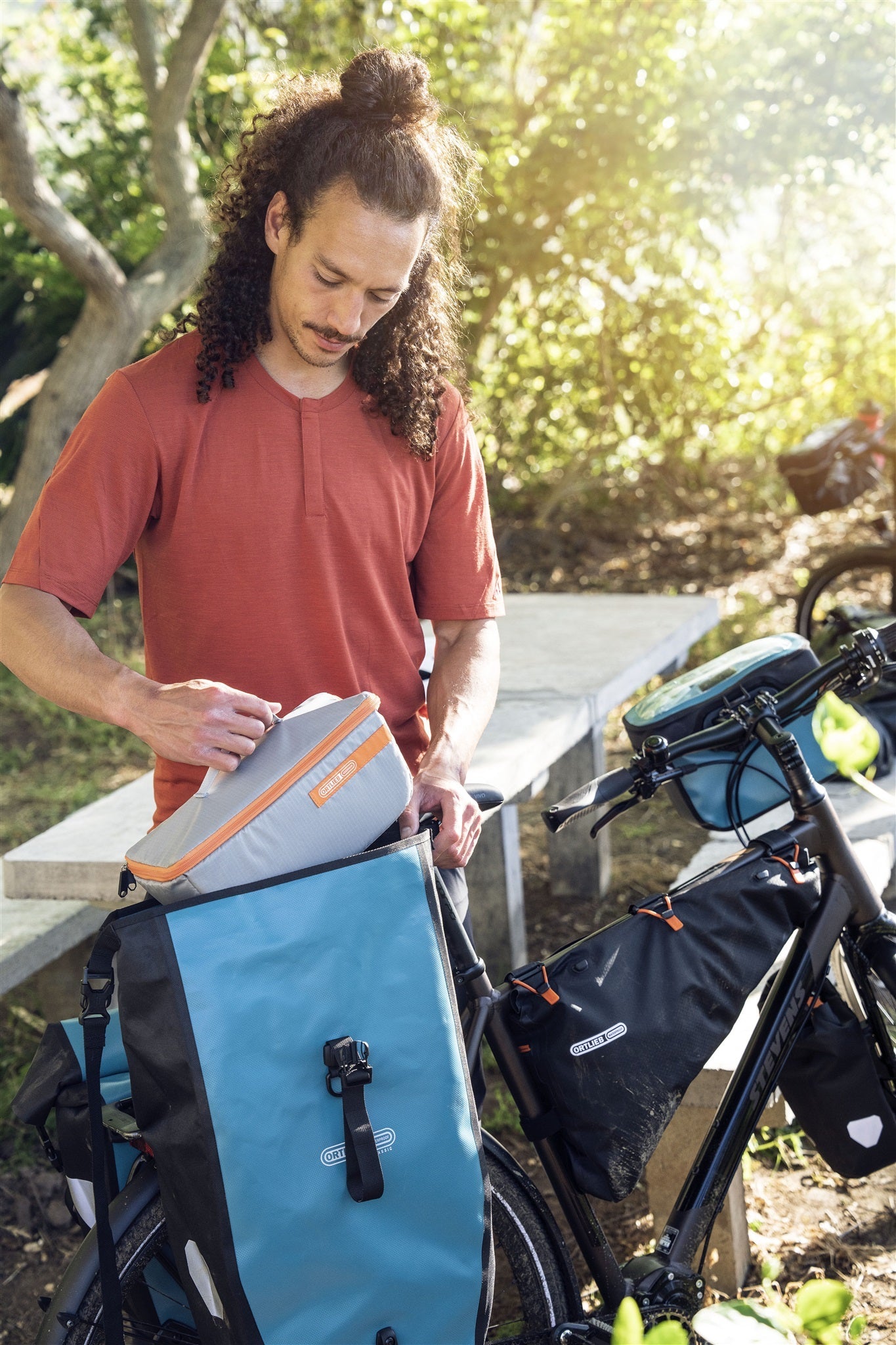 Sacoche de porte-bagages BackRoll | imperméable QL2.1 roll‑top Asphalt - black