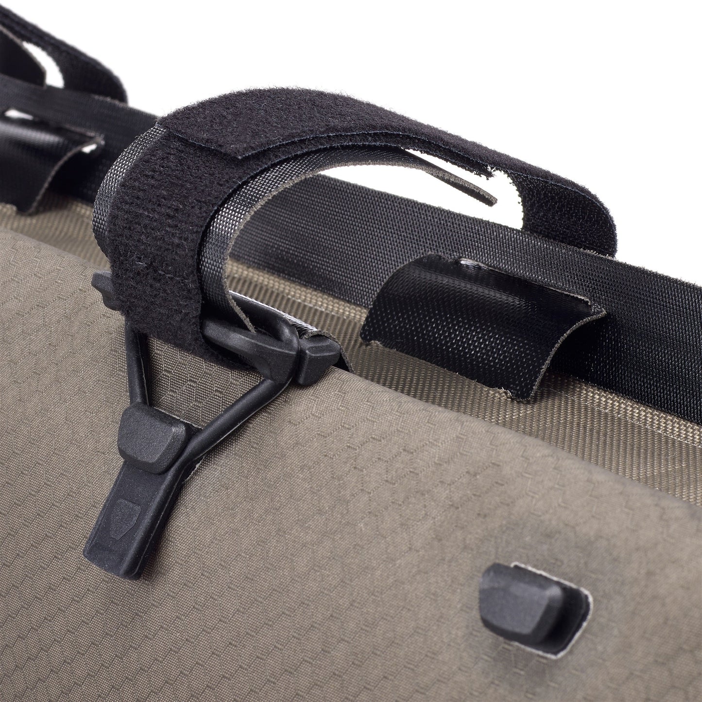FramePack : sac de cadre roll‑top – Black matt