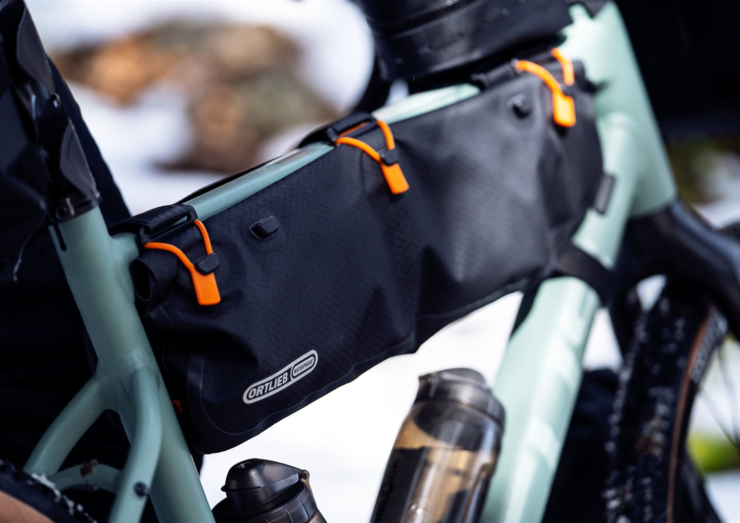 FramePack : sac de cadre roll‑top – Black matt