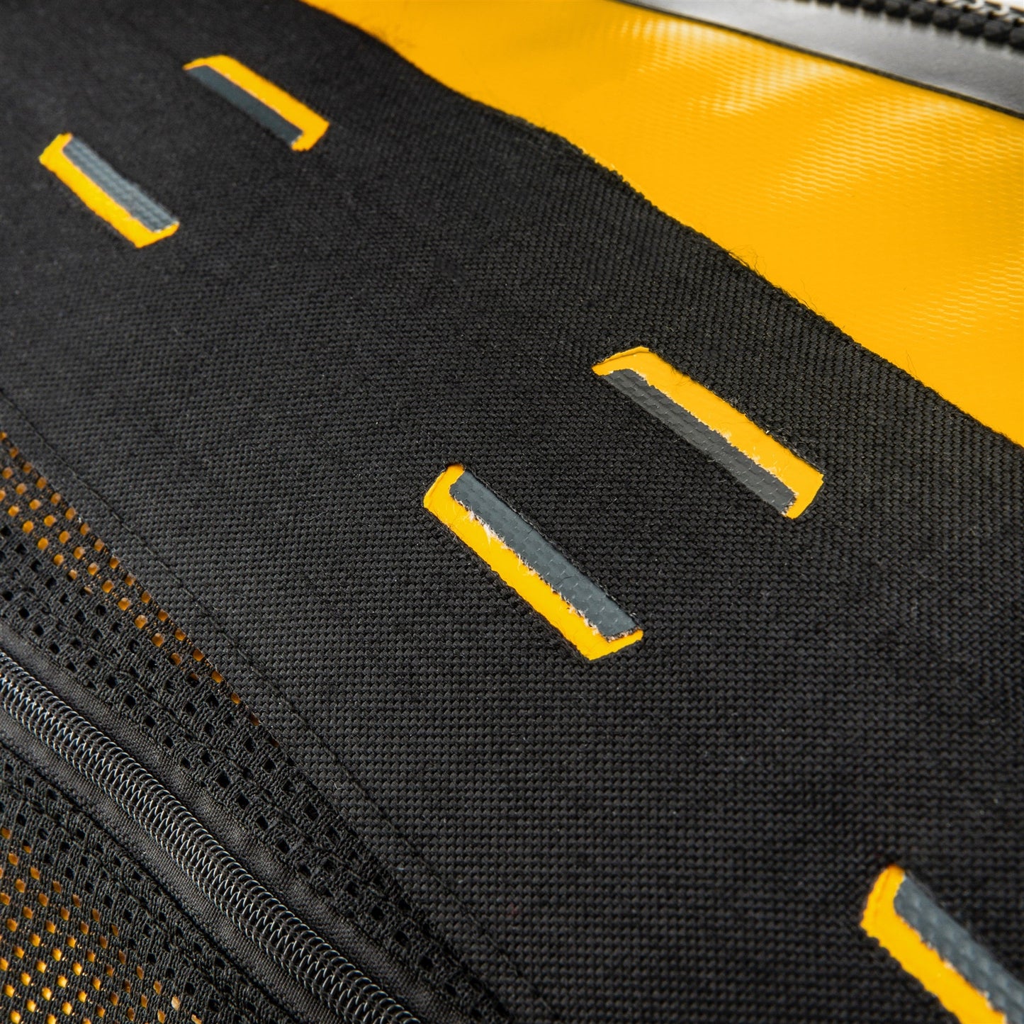 Duffle – sac imperméable Sun yellow - black
