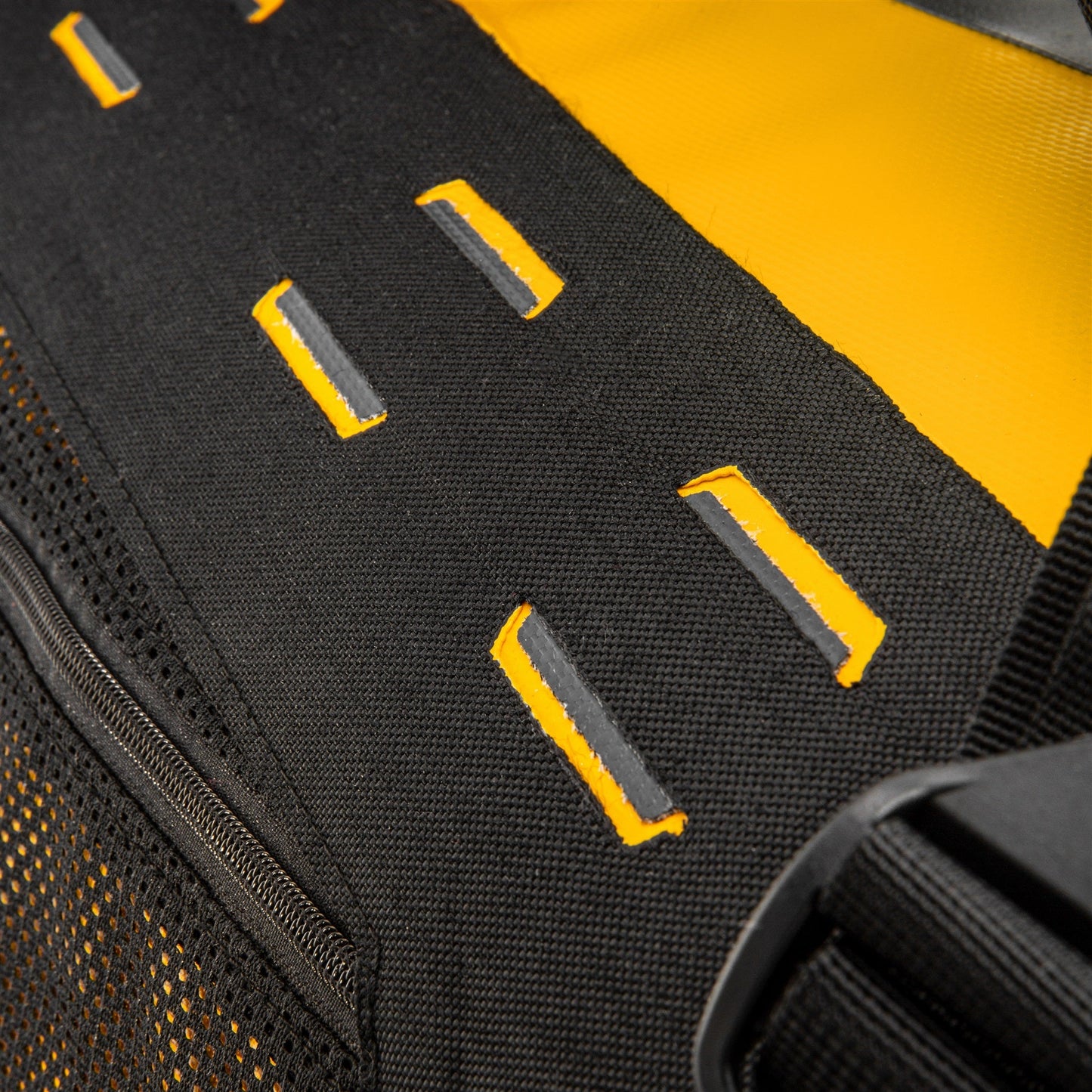 Duffle – sac imperméable Sun yellow - black