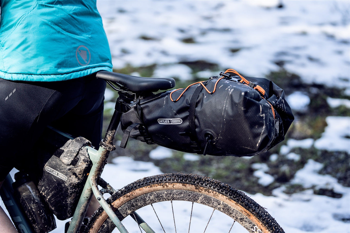 Sac de selle Sable foncé – SeatPack roll‑top