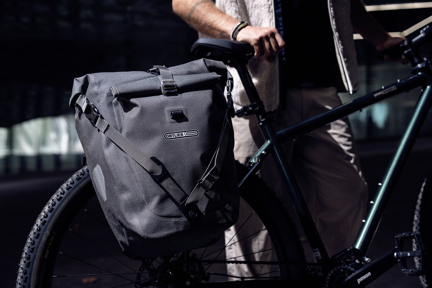 BackRoll : sacoche de porte-bagages QL2.1 roll‑top urbain
