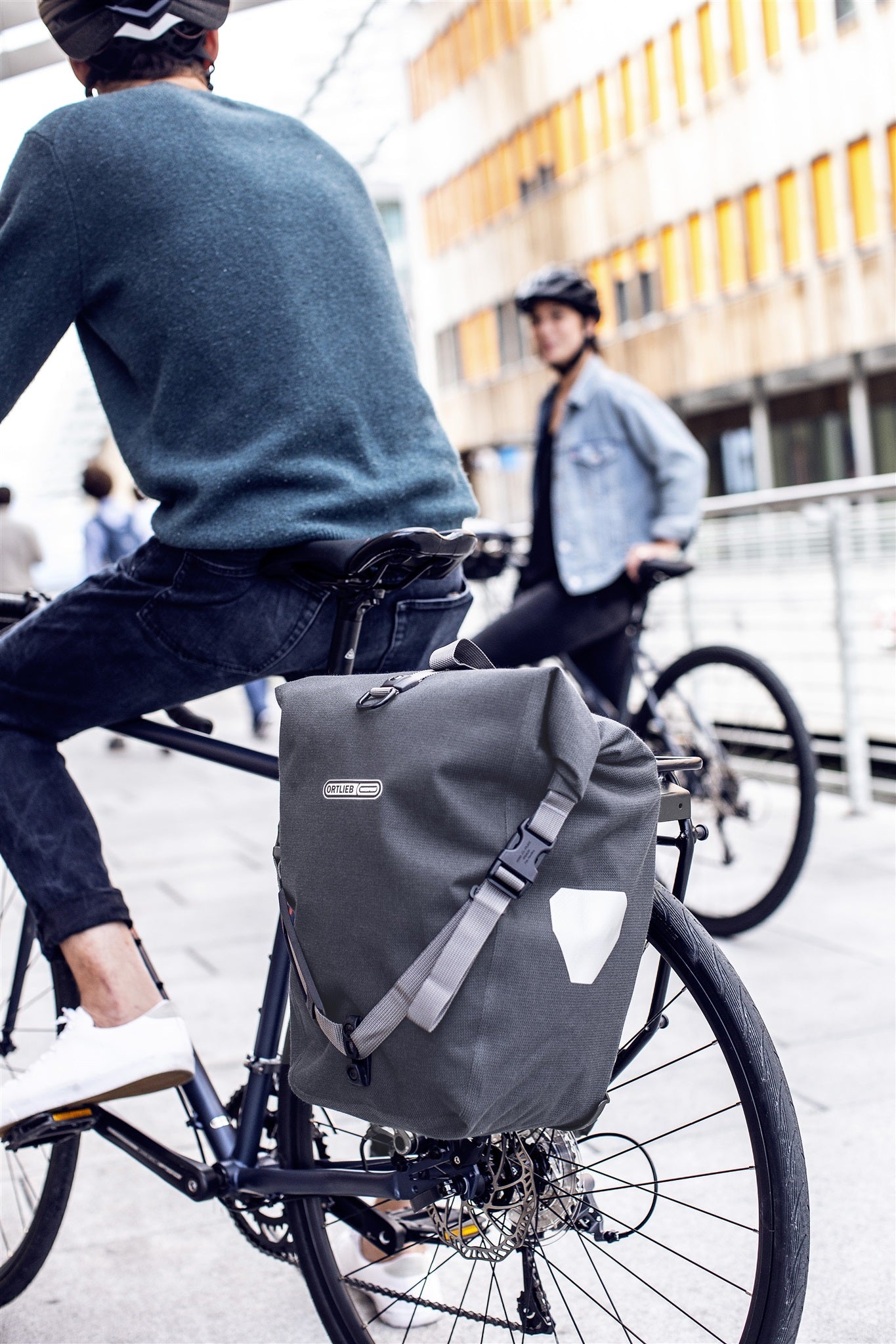Sacoche de porte-bagages Ash rose – BackRoll imperméable QL3.1 QL2.1 roll‑top urbain