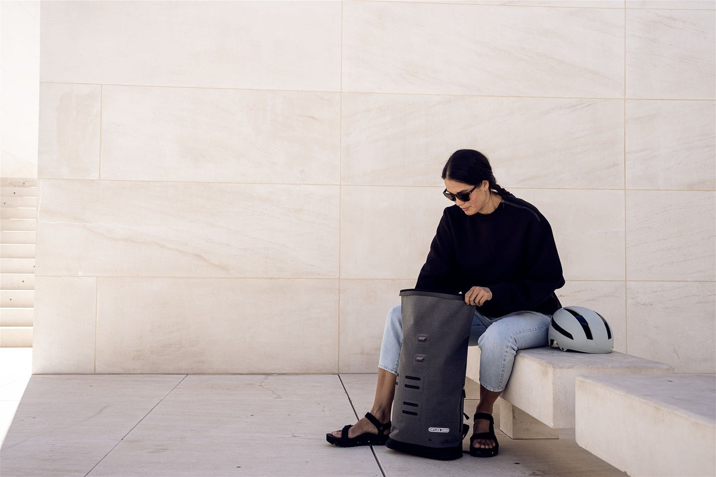 Édition imperméable roll‑top urbain Commuter Daypack – sac à dos Ash rose