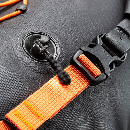 SeatPack : sac de selle imperméable roll‑top – Black matt