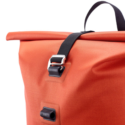 Commuter Daypack – sac à dos imperméable roll‑top urbain Atlantis green
