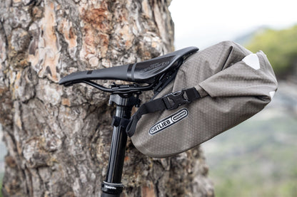 Sac de selle Saddle | imperméable roll‑top Black matt