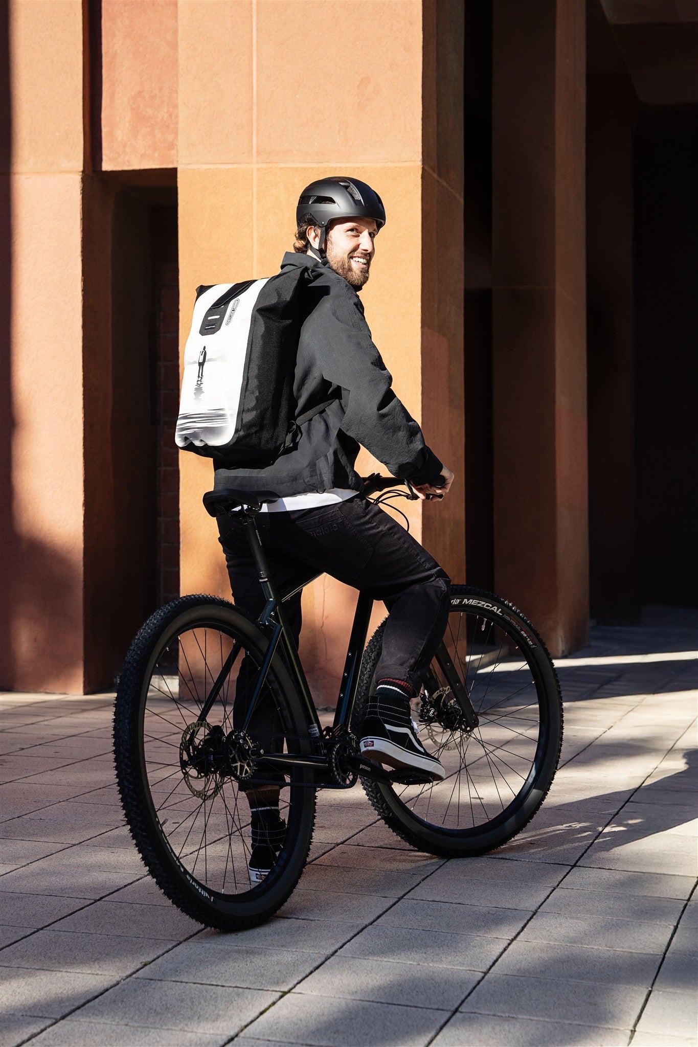 Sac à dos Design "lake" – Velocity roll‑top urbain